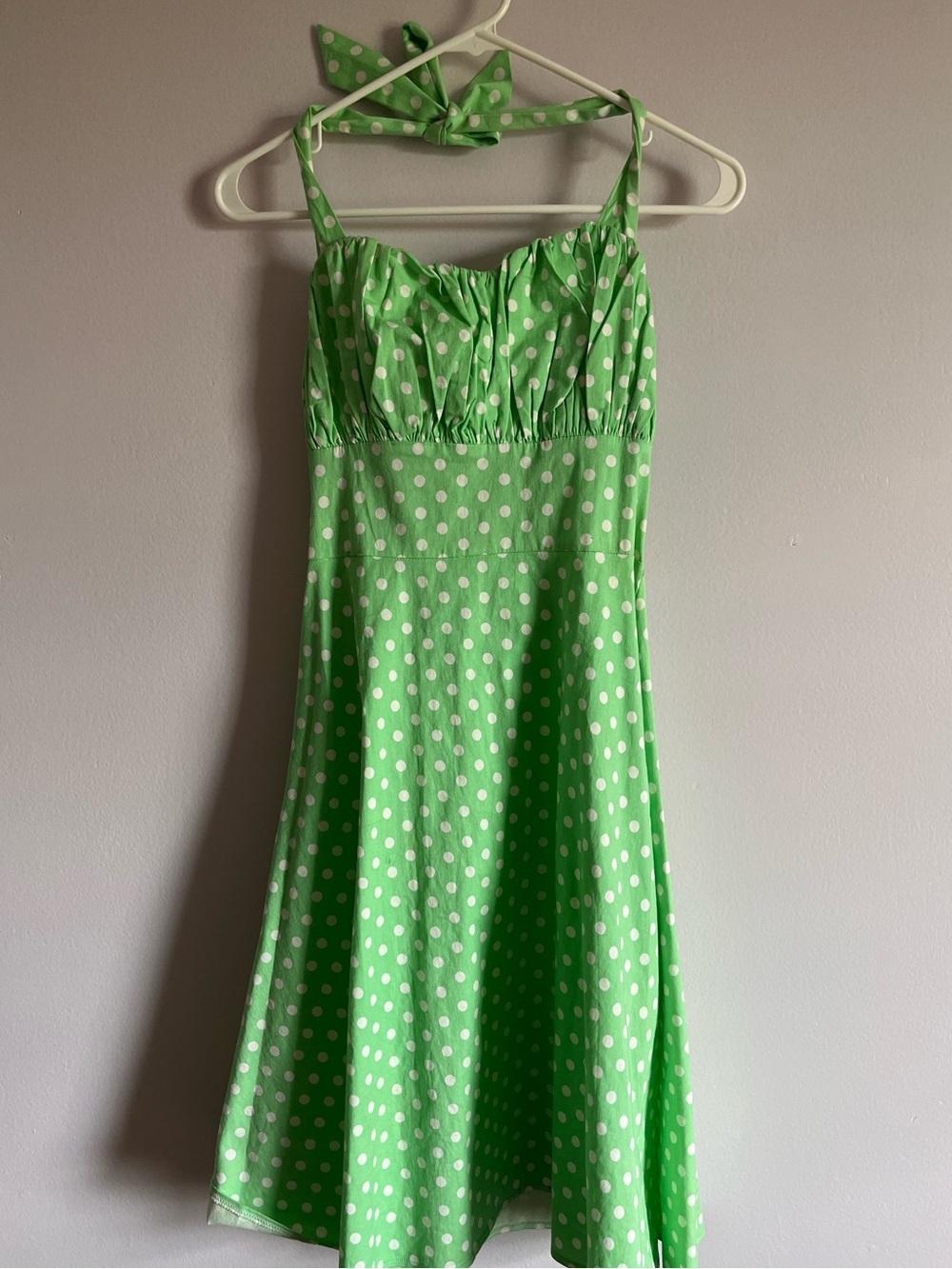 Vintage Vague Fashion Green Polka Dot Halter Sundress